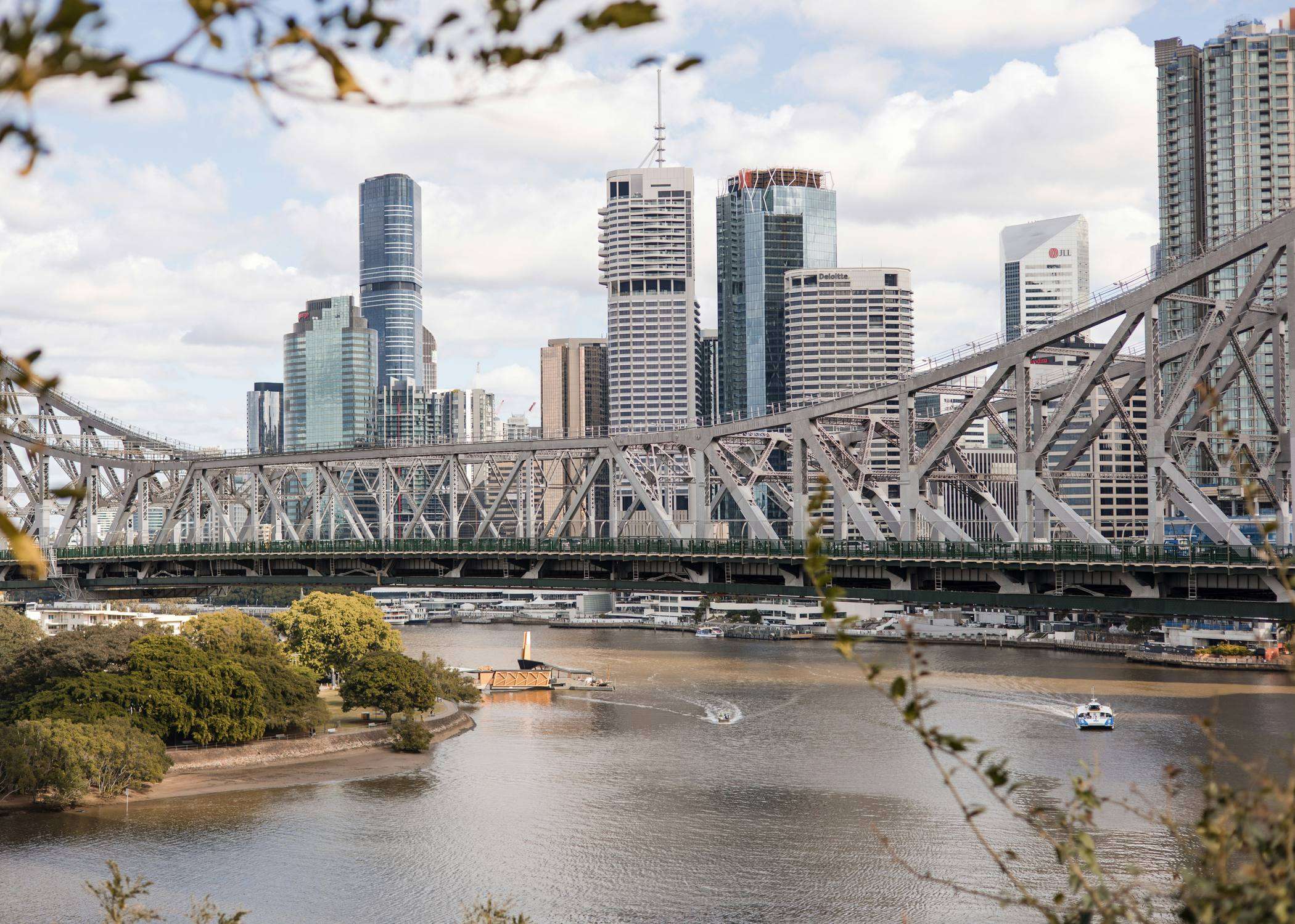 The Story Bridge and the Brisbane CBD skyline over the Brisbane River